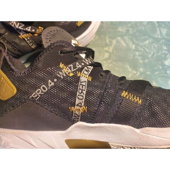 Big Kid's Jordan Why Not? Zer0.4 'Family' Sneaker Basketball Shoe Sz 5Y, Womens - Picture 10 of 10